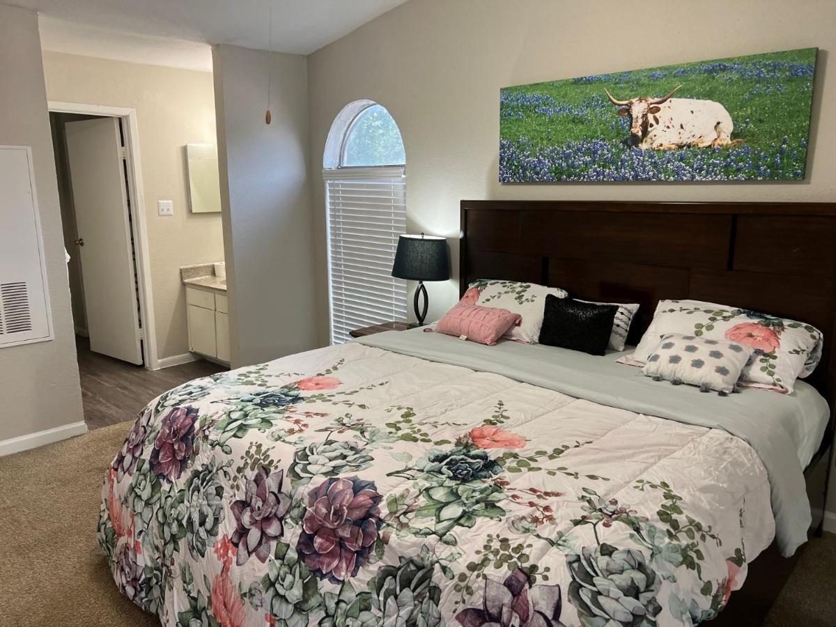 Beautiful 1-Bedroom Townhome With Nice Amenities Houston Buitenkant foto